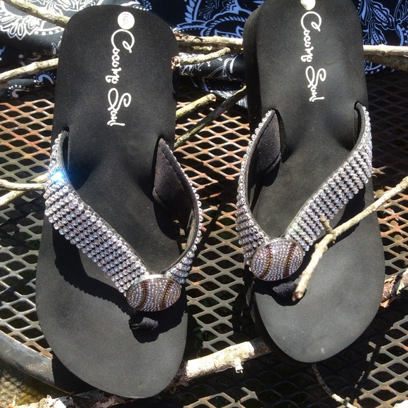 cocomo soul leather flip flops